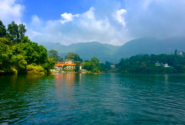 Naukuchiatal Lake