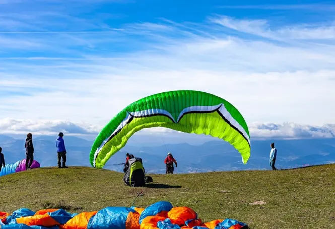 Paragliding, Willowdale Naukuchiatal